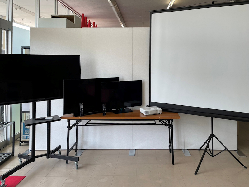 テレビ・プロジェクター